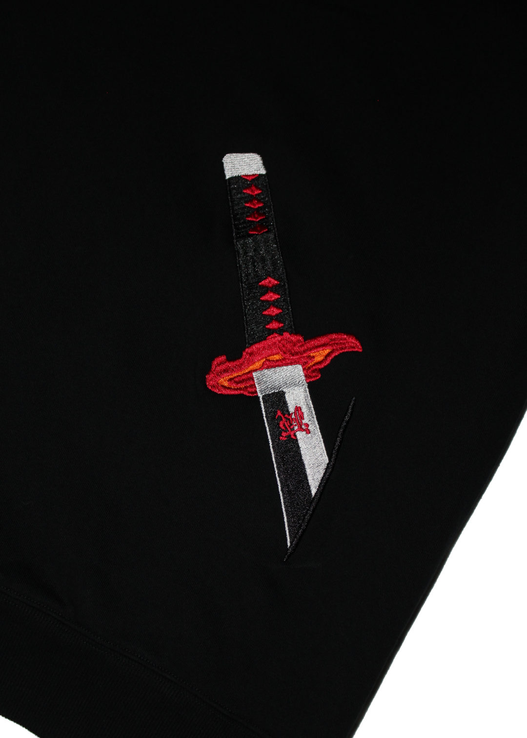 SUN BREATHING CREWNECK